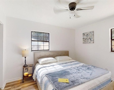 3740 Ne 5th Street - Photo Thumbnail 14