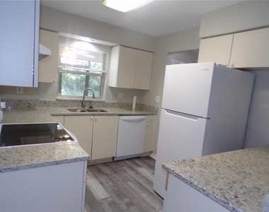 1088 Melville Road - Photo Thumbnail 2