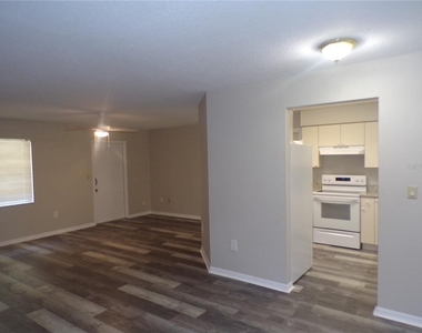1088 Melville Road - Photo Thumbnail 34