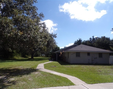 1088 Melville Road - Photo Thumbnail 13
