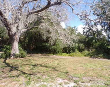 1088 Melville Road - Photo Thumbnail 23