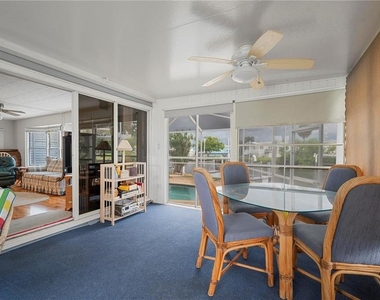 731 Tangerine Court - Photo Thumbnail 17