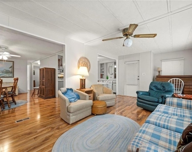 731 Tangerine Court - Photo Thumbnail 14