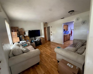 21234 Gladis Avenue - Photo Thumbnail 3