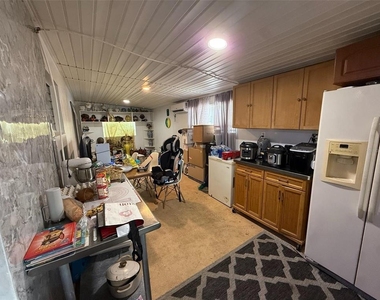 21234 Gladis Avenue - Photo Thumbnail 2