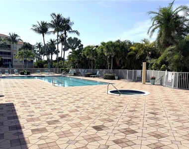 255 W End Drive - Photo Thumbnail 25