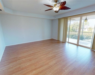 255 W End Drive - Photo Thumbnail 6