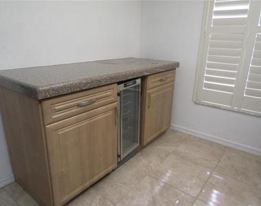 4434 Weybridge - Photo Thumbnail 22
