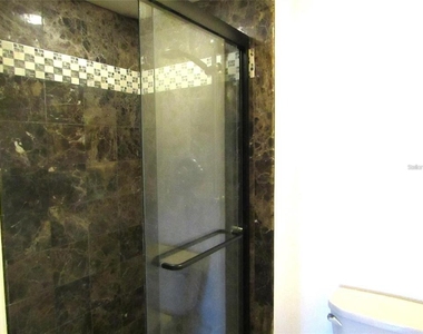4434 Weybridge - Photo Thumbnail 18