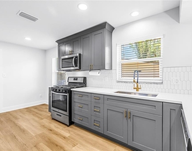 5846 12th Street S - Photo Thumbnail 4