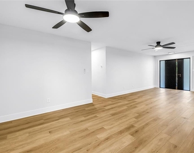 5846 12th Street S - Photo Thumbnail 9