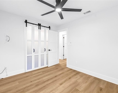 5846 12th Street S - Photo Thumbnail 11