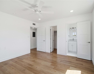 765 John Ringling Boulevard - Photo Thumbnail 18