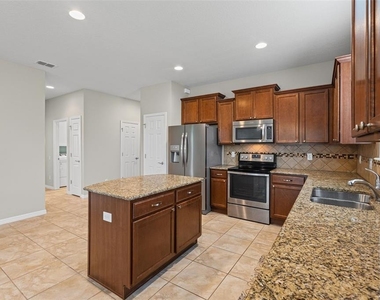 5524 107th Terrace E - Photo Thumbnail 14