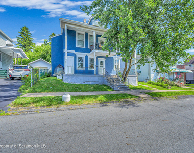 310 Oak Street - Photo Thumbnail 2