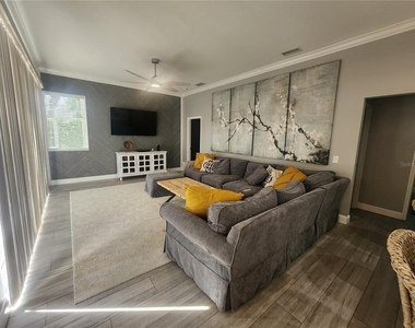 5274 Far Oak Circle - Photo Thumbnail 5