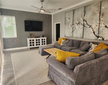 5274 Far Oak Circle - Photo Thumbnail 4