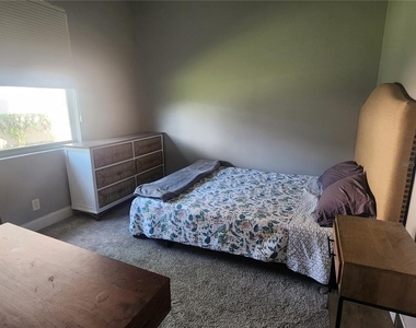 5274 Far Oak Circle - Photo Thumbnail 21