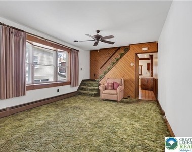 216 W Bertsch Street - Photo Thumbnail 3