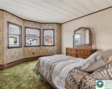 216 W Bertsch Street - Photo Thumbnail 15