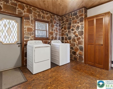 216 W Bertsch Street - Photo Thumbnail 18