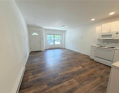 811 Itaska Street - Photo Thumbnail 8