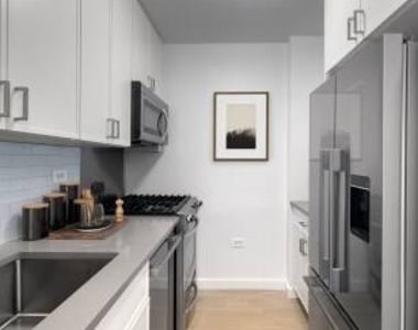 228 1st Avenue - Photo Thumbnail 4