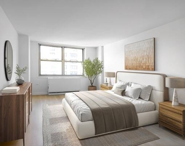 228 1st Avenue - Photo Thumbnail 3