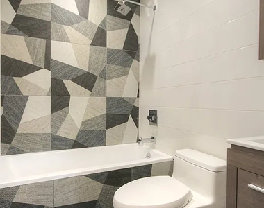 867 Metropolitan Avenue - Photo Thumbnail 10