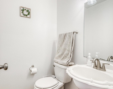 10904 Duster Drive - Photo Thumbnail 23