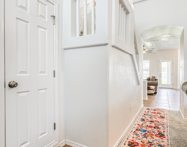 10904 Duster Drive - Photo Thumbnail 8