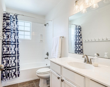 10904 Duster Drive - Photo Thumbnail 54