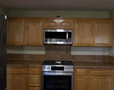 9401 Pavo Lane - Photo Thumbnail 9