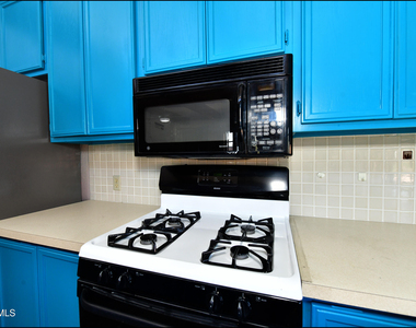3212 Canyon Point Lane - Photo Thumbnail 20