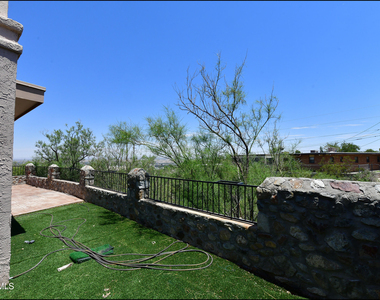 3212 Canyon Point Lane - Photo Thumbnail 44