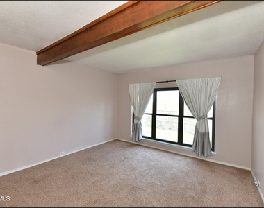 3212 Canyon Point Lane - Photo Thumbnail 10