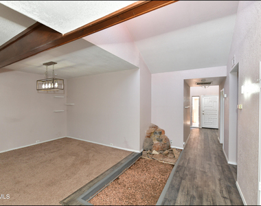 3212 Canyon Point Lane - Photo Thumbnail 7