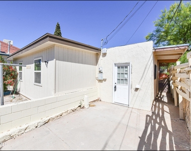1212 N Laurel Street - Photo Thumbnail 24