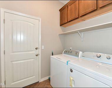 6933 Copper Town Drive - Photo Thumbnail 39