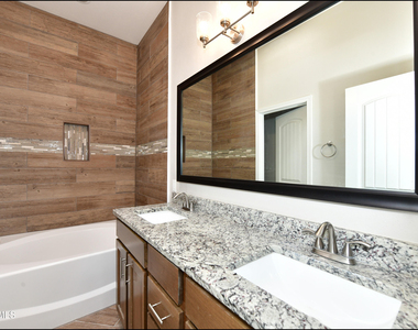6933 Copper Town Drive - Photo Thumbnail 23