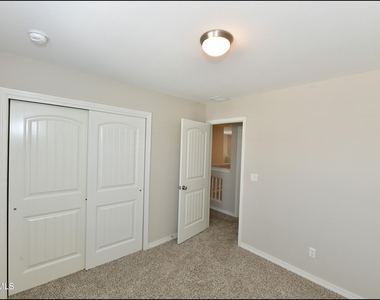 6933 Copper Town Drive - Photo Thumbnail 35
