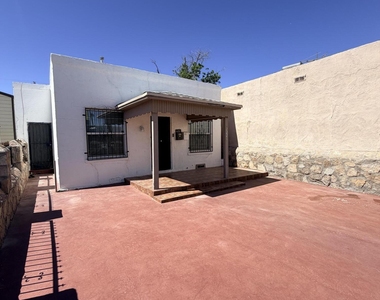 2221 Bassett Avenue - Photo Thumbnail 1