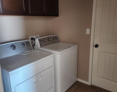 14312 Pancho Gonzalez Court - Photo Thumbnail 7