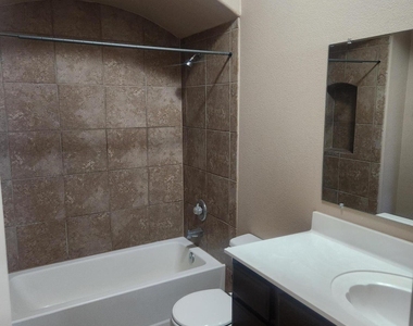 14312 Pancho Gonzalez Court - Photo Thumbnail 18