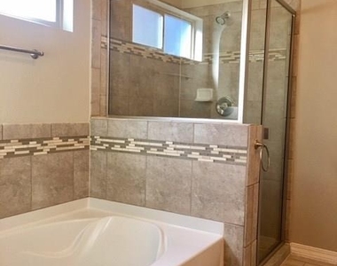 7536 Wolf Creek Drive - Photo Thumbnail 12