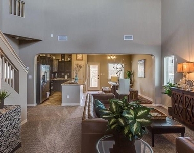 7536 Wolf Creek Drive - Photo Thumbnail 1