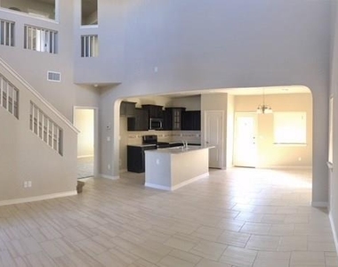 7536 Wolf Creek Drive - Photo Thumbnail 7