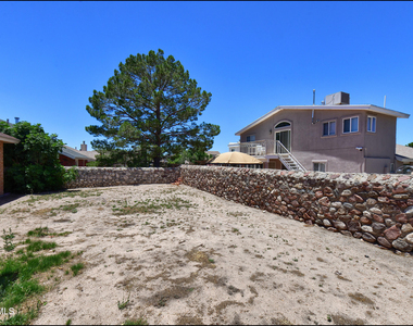 7317 Desierto Rico Avenue - Photo Thumbnail 36