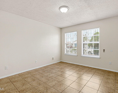 12320 Robert Dahl Drive - Photo Thumbnail 10