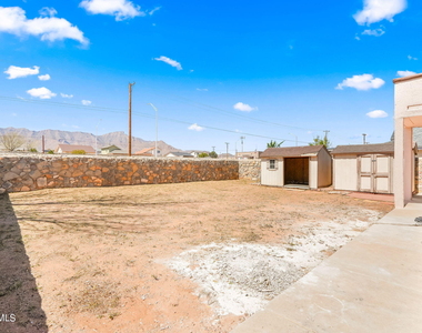 11309 Loma Linda Circle - Photo Thumbnail 54